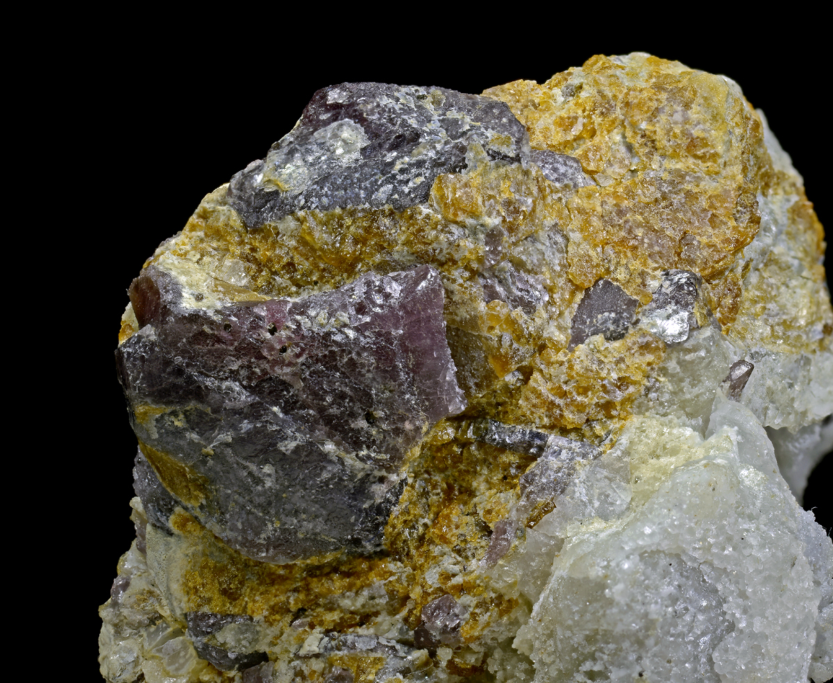 Spinel & Clinohumite