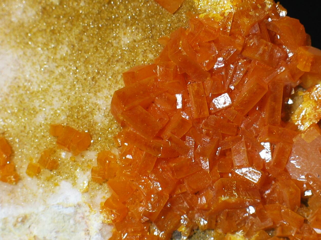 Wulfenite