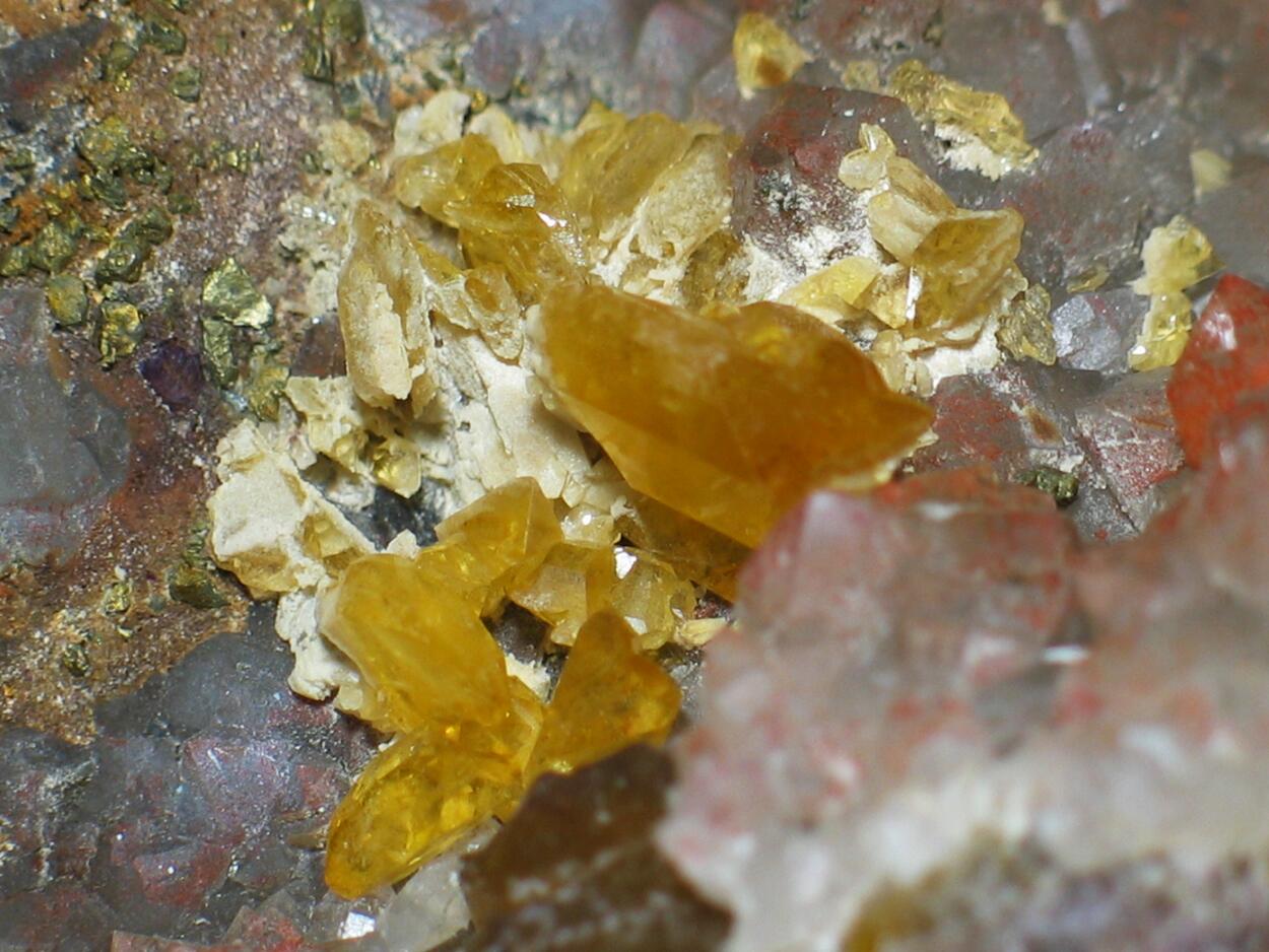 Baryte On Eisenkiesel On Fluorite