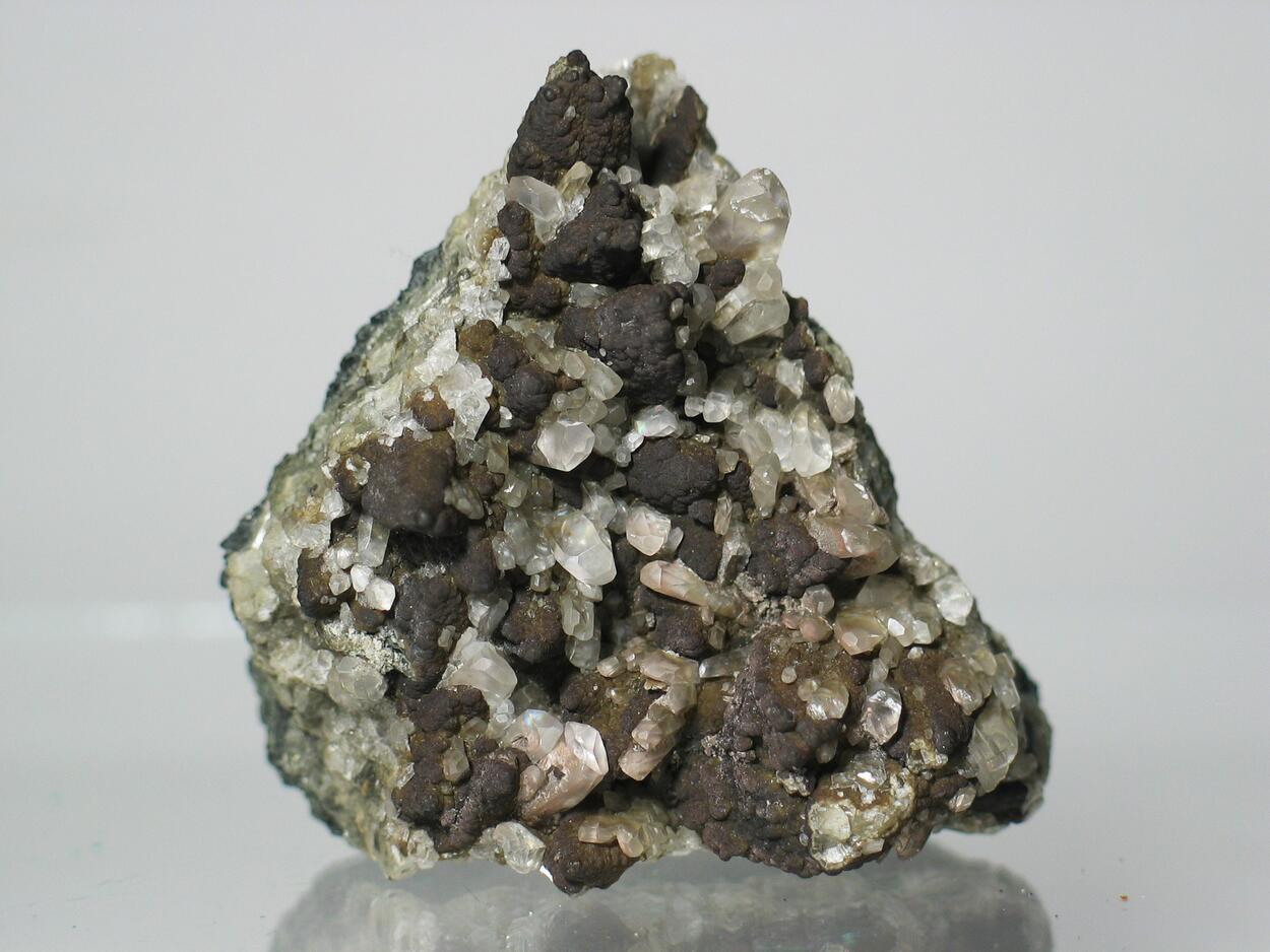 Datolite Var Botryolite