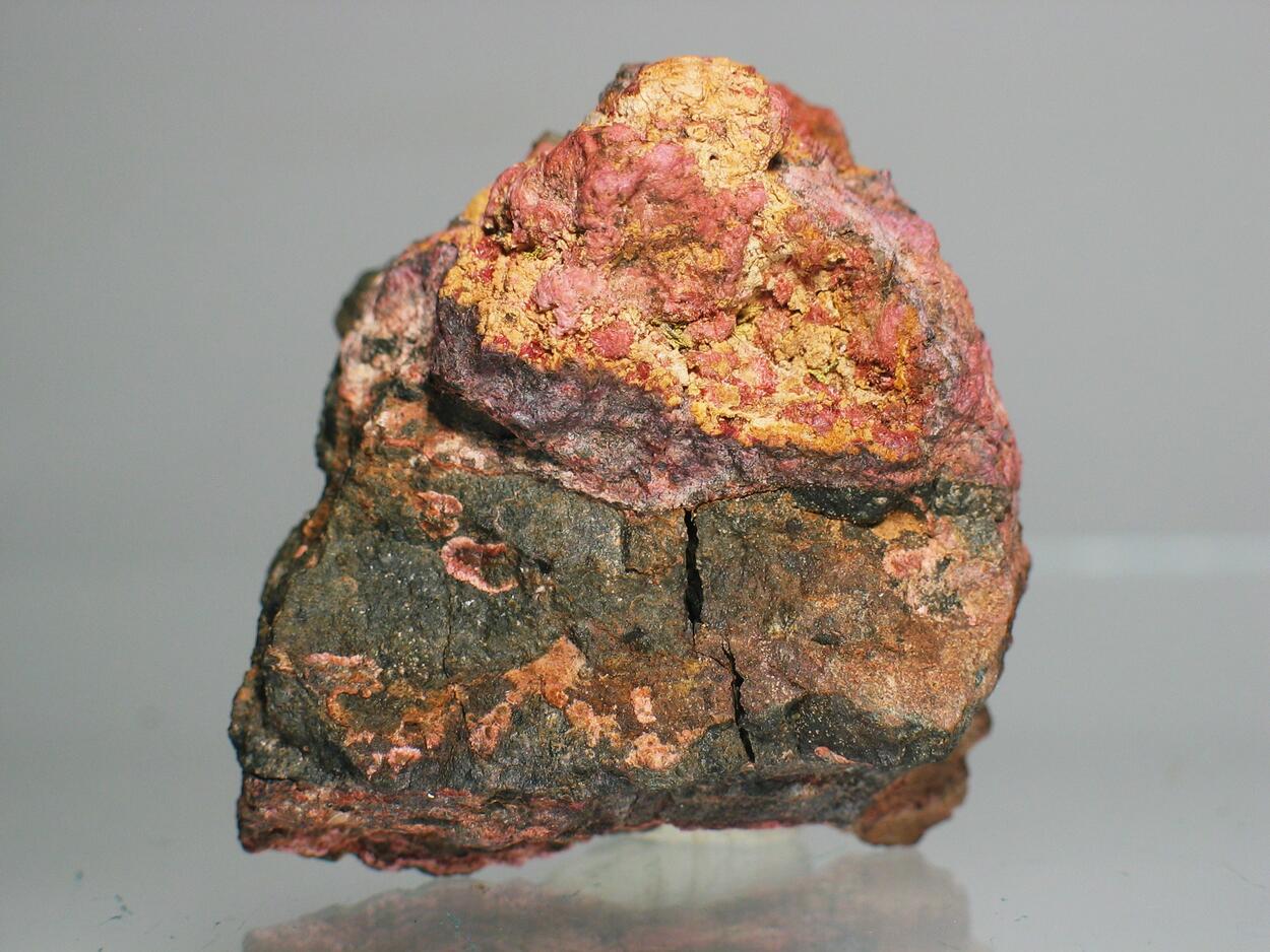 Gold & Electrum On Erythrite