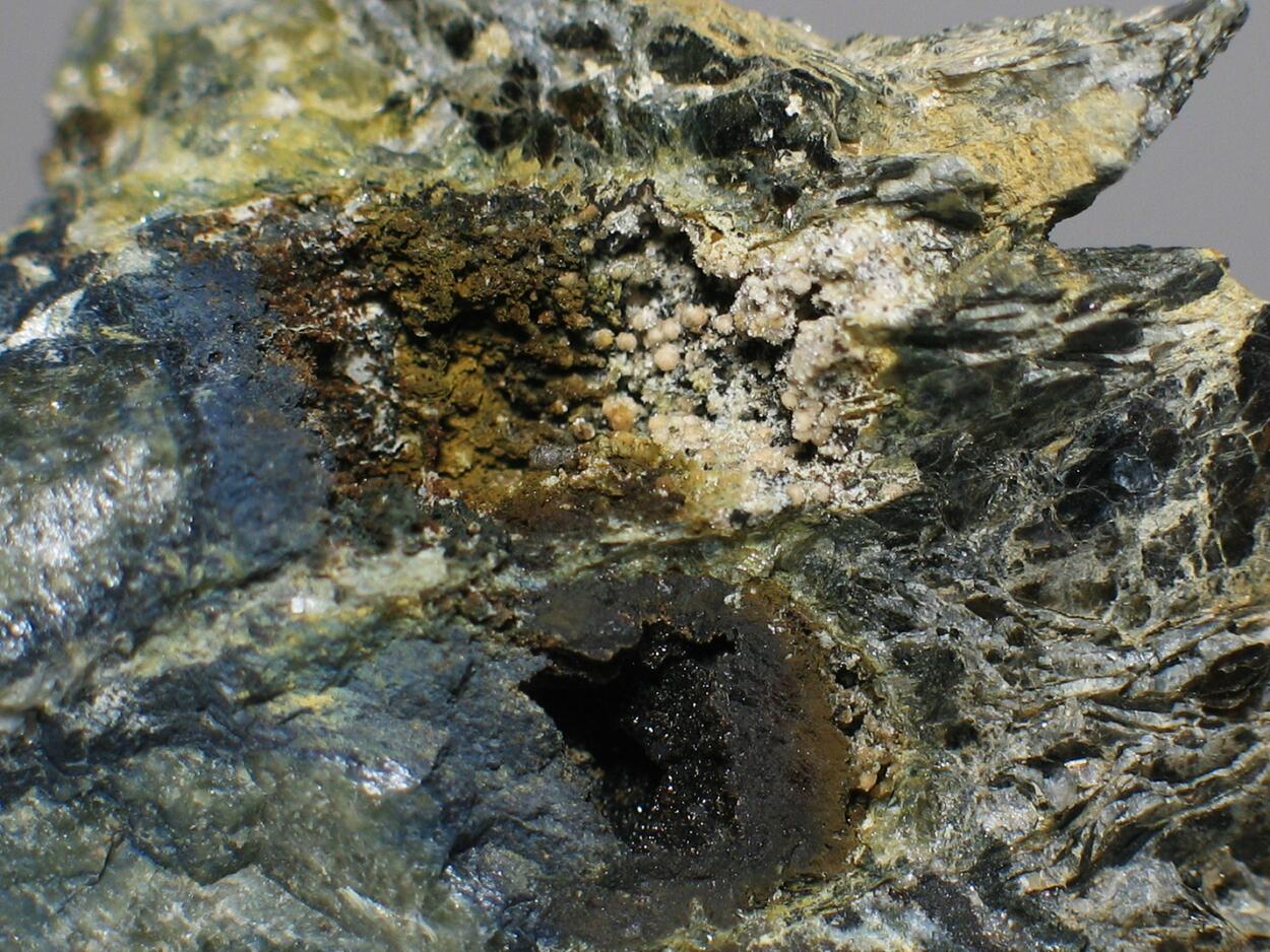 Kingsmountite Fairfieldite Jahnsite & Mitridatite