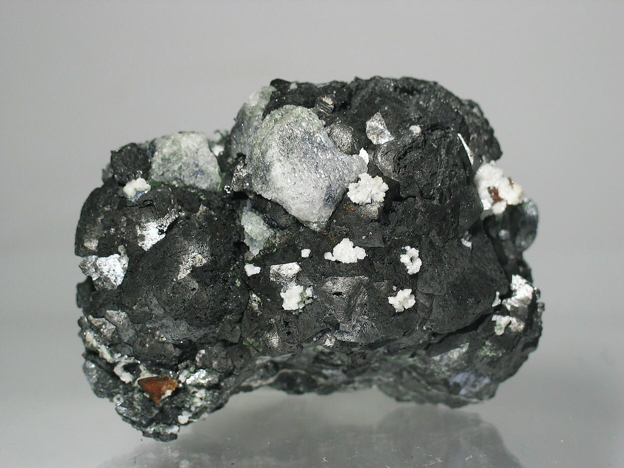 Scheelite & Helvine On Magnetite