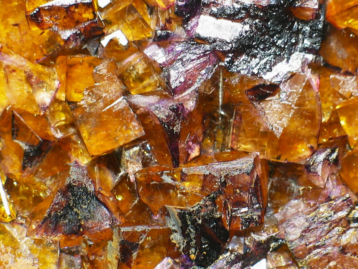 Fluorite Var Honigspat