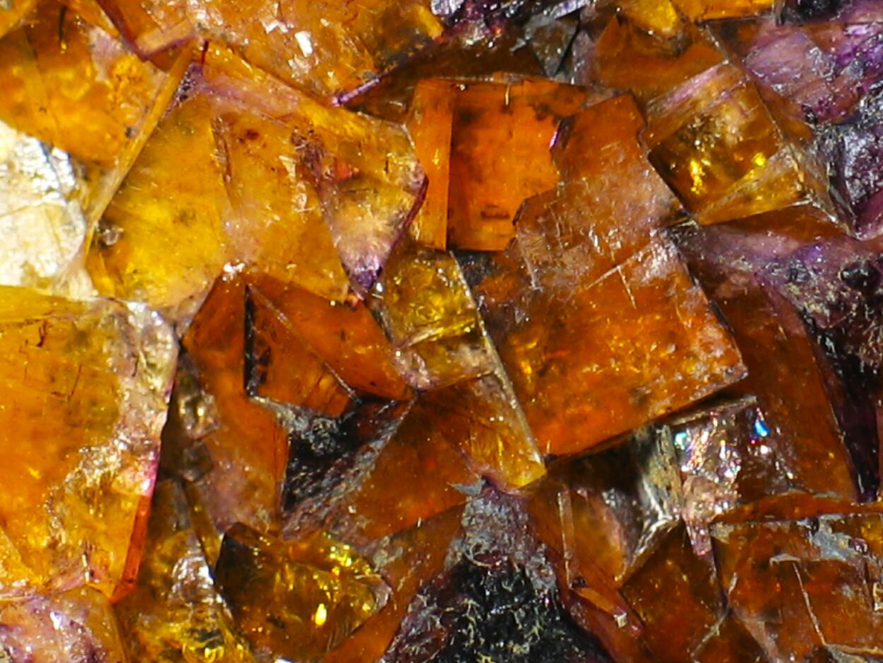Fluorite Var Honigspat