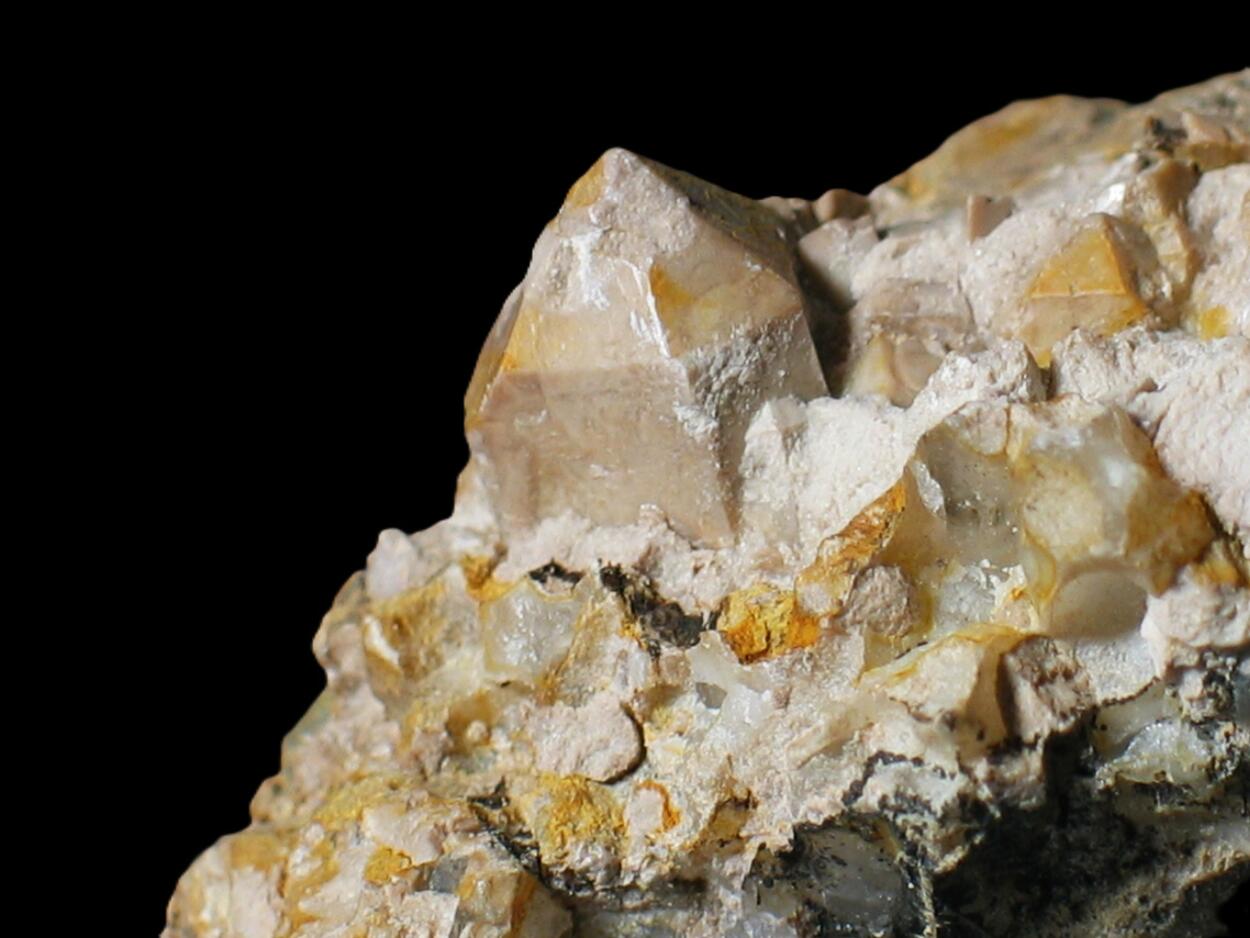 Steatite Psm Quartz & Amethyst