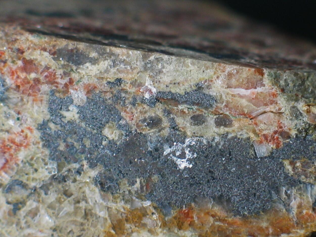 Bismuthinite Bismutite Skutterudite Rammelsbergite & Pararammelsbergite