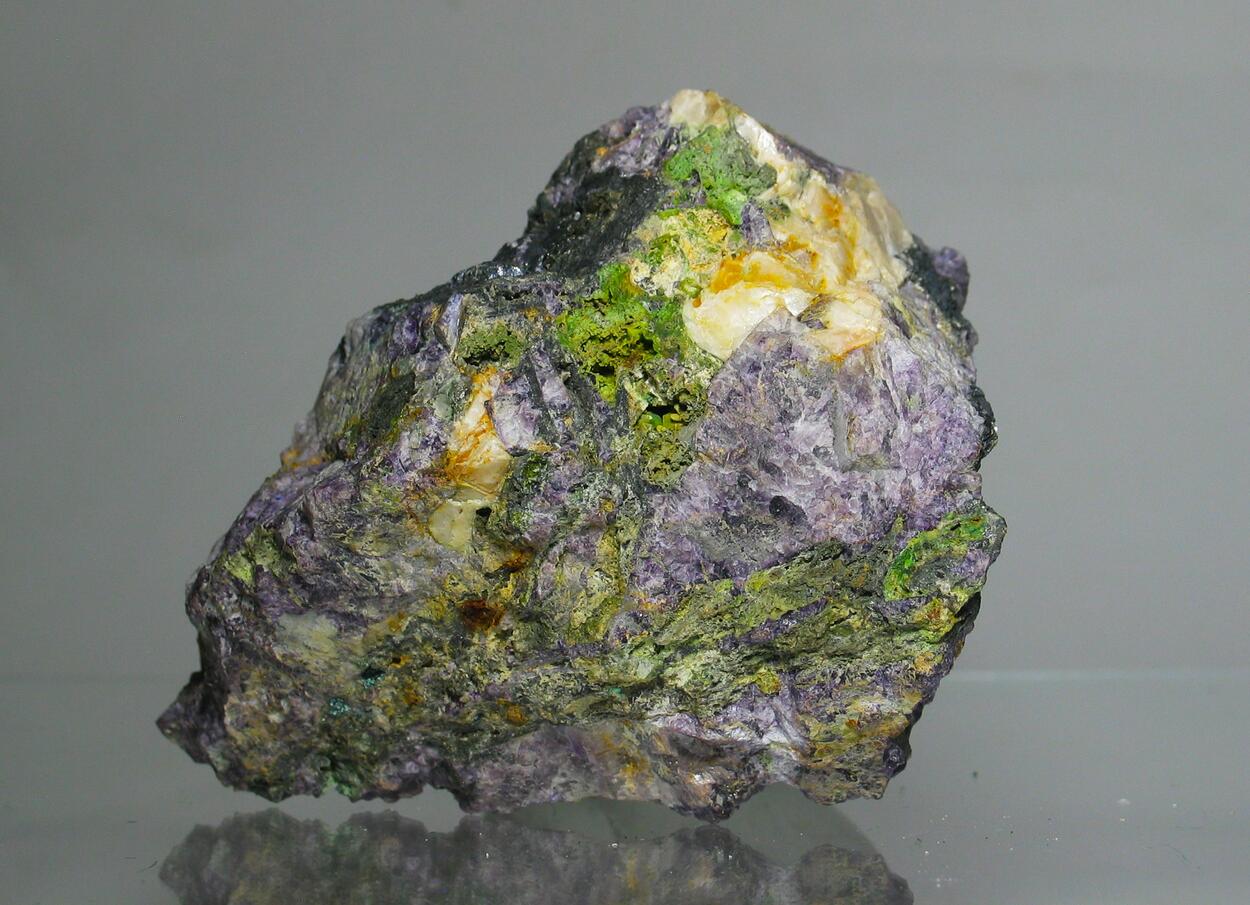 Pyromorphite Cerussite & Malachite