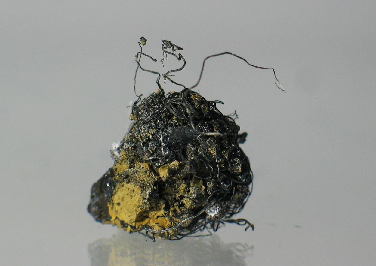 Native Silver & Acanthite