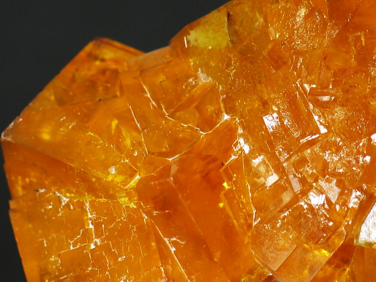 Fluorite Var Honigspat