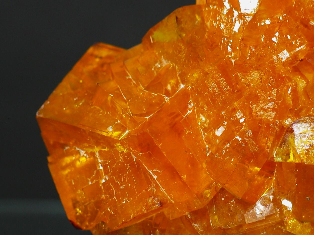 Fluorite Var Honigspat