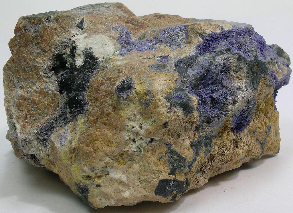 Triplite Phosphosiderite & Cryptomelane