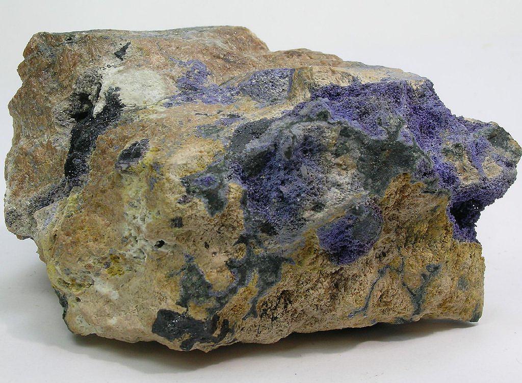 Triplite Phosphosiderite & Cryptomelane