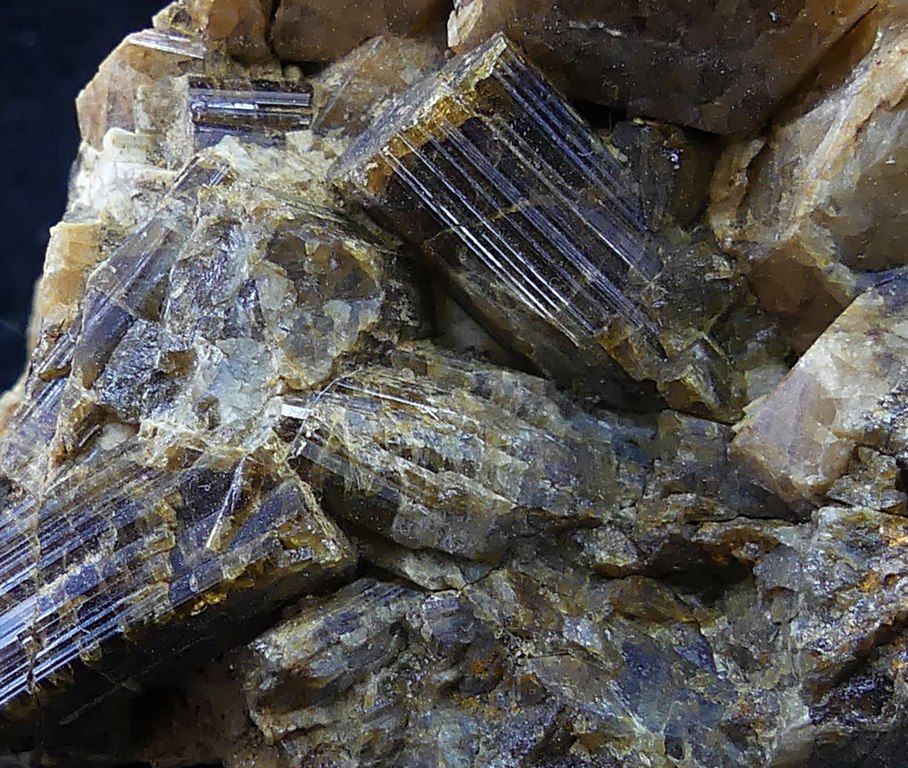 Vesuvianite & Grossular