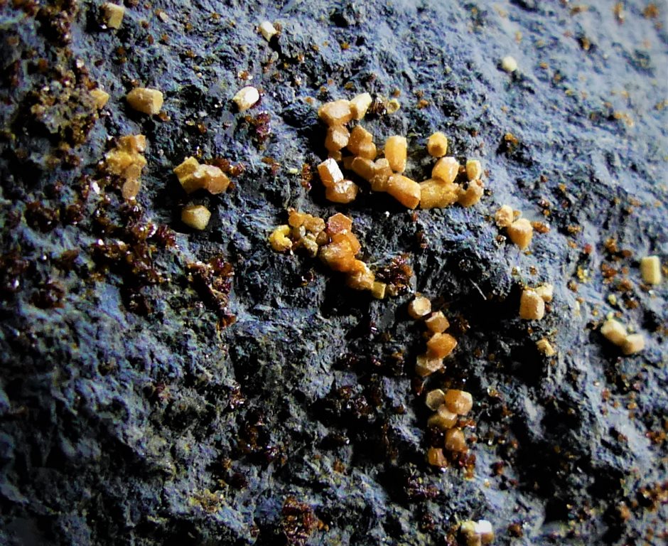 Descloizite & Vanadinite