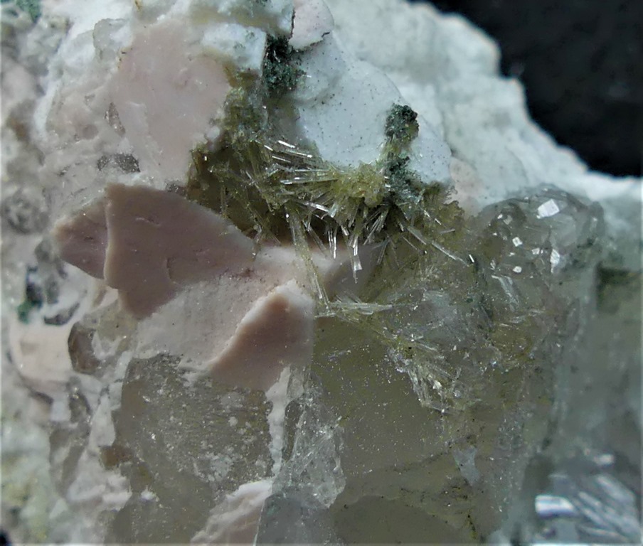 Clinozoisite