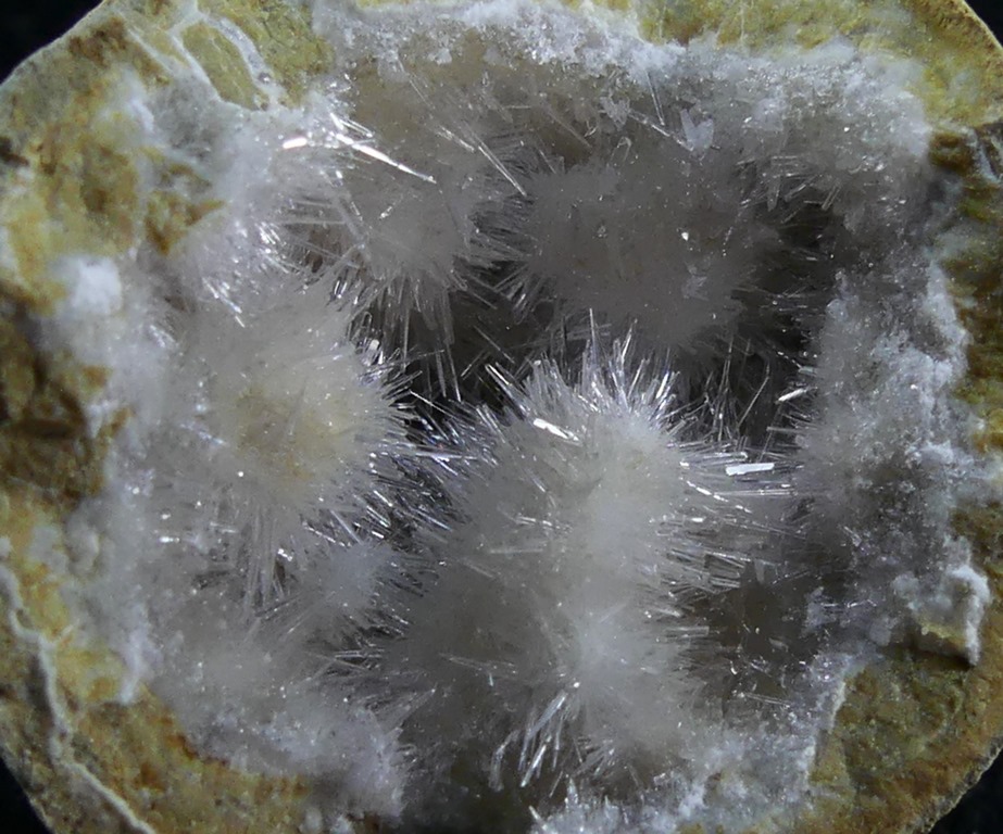 Kutnohorite & Aragonite