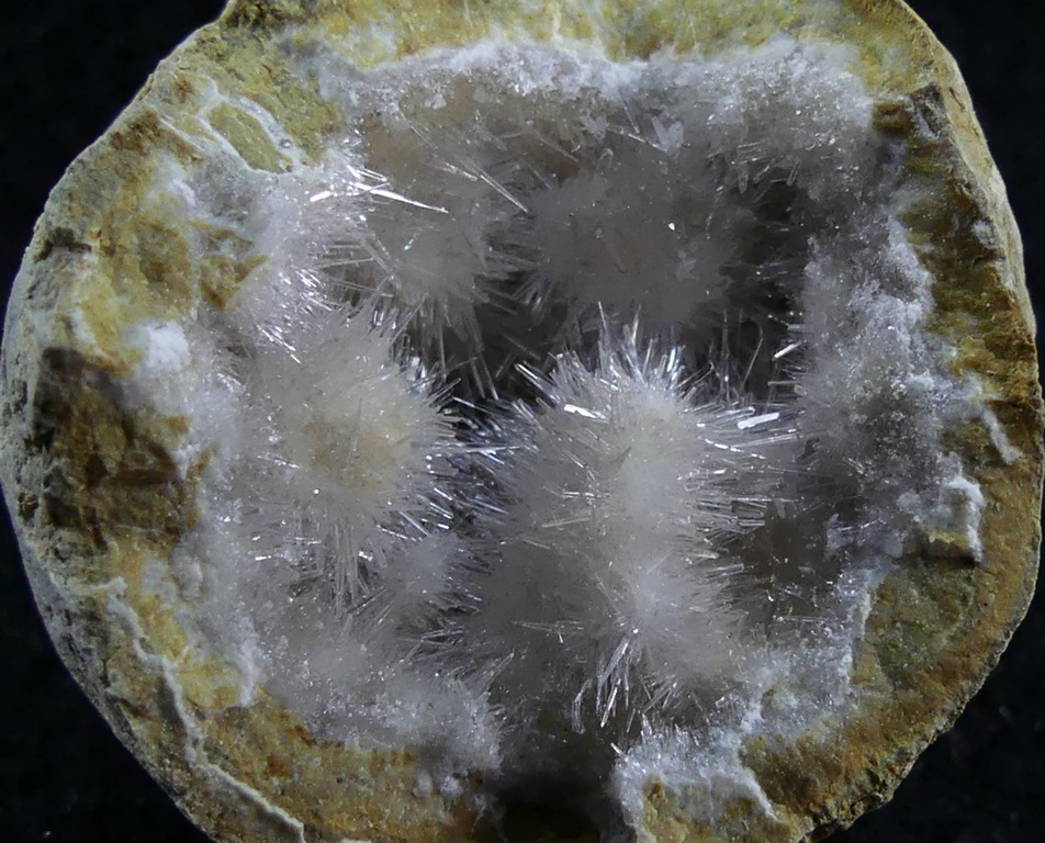 Kutnohorite & Aragonite