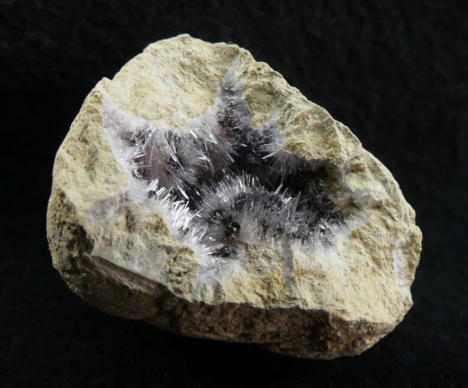 Kutnohorite & Aragonite