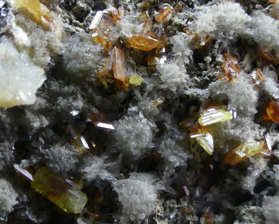 Wulfenite & Hemimorphite