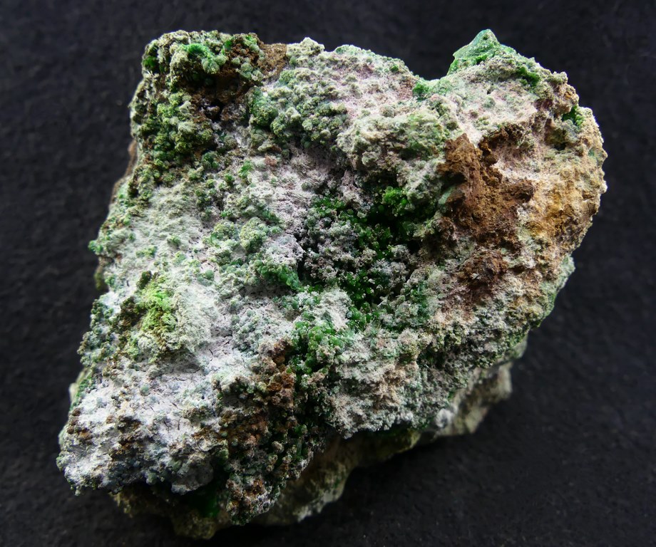 Agardite Huntite & Conichalcite