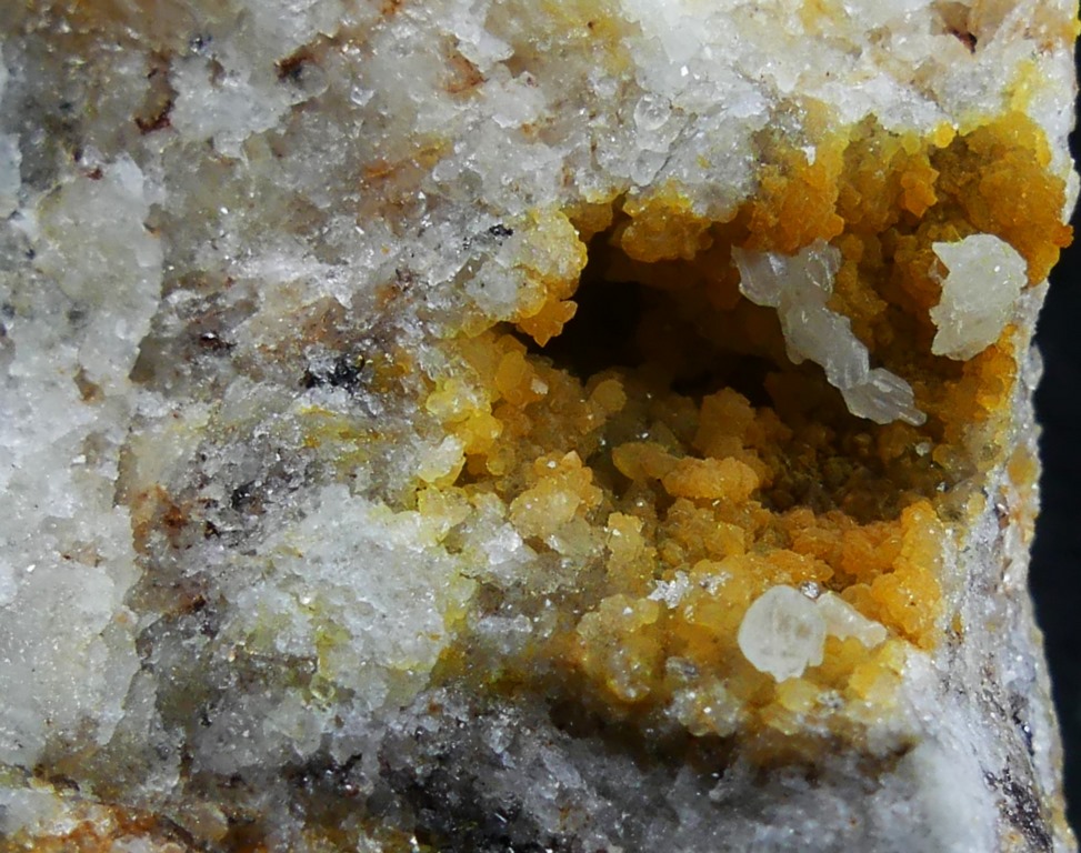 Cerussite & Mimetite