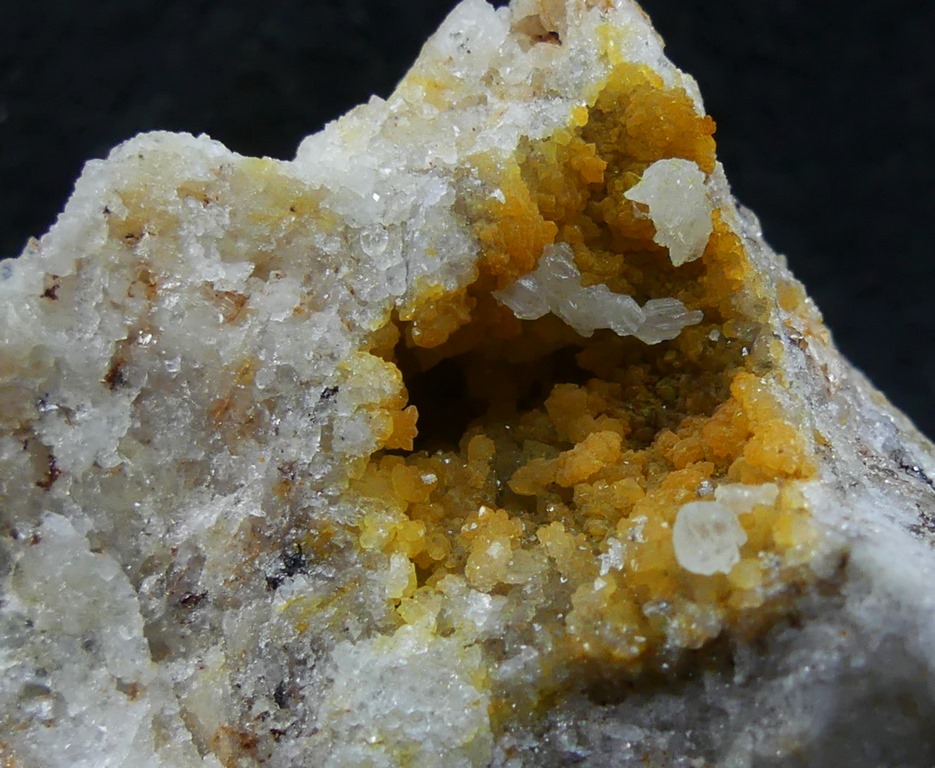 Cerussite & Mimetite