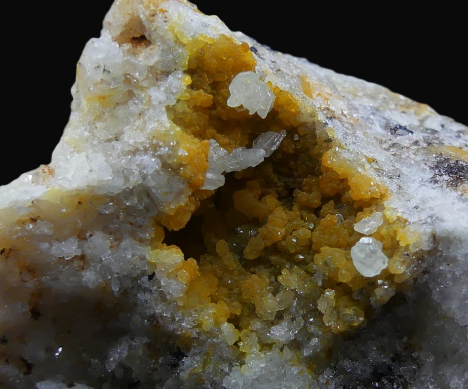 Cerussite & Mimetite