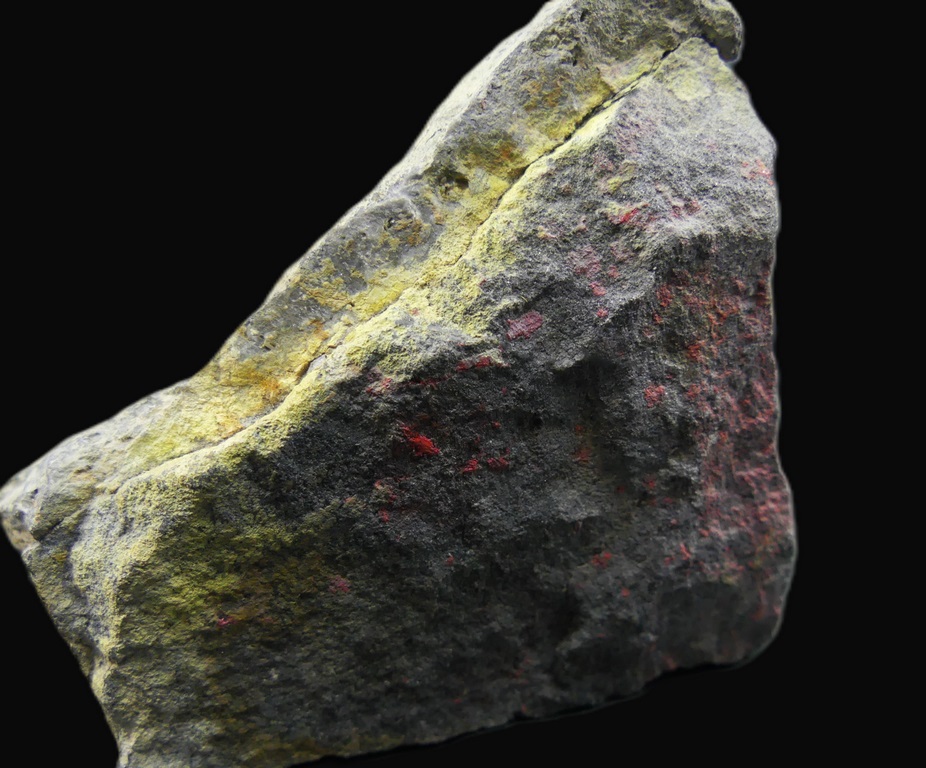 Schuetteite & Cinnabar