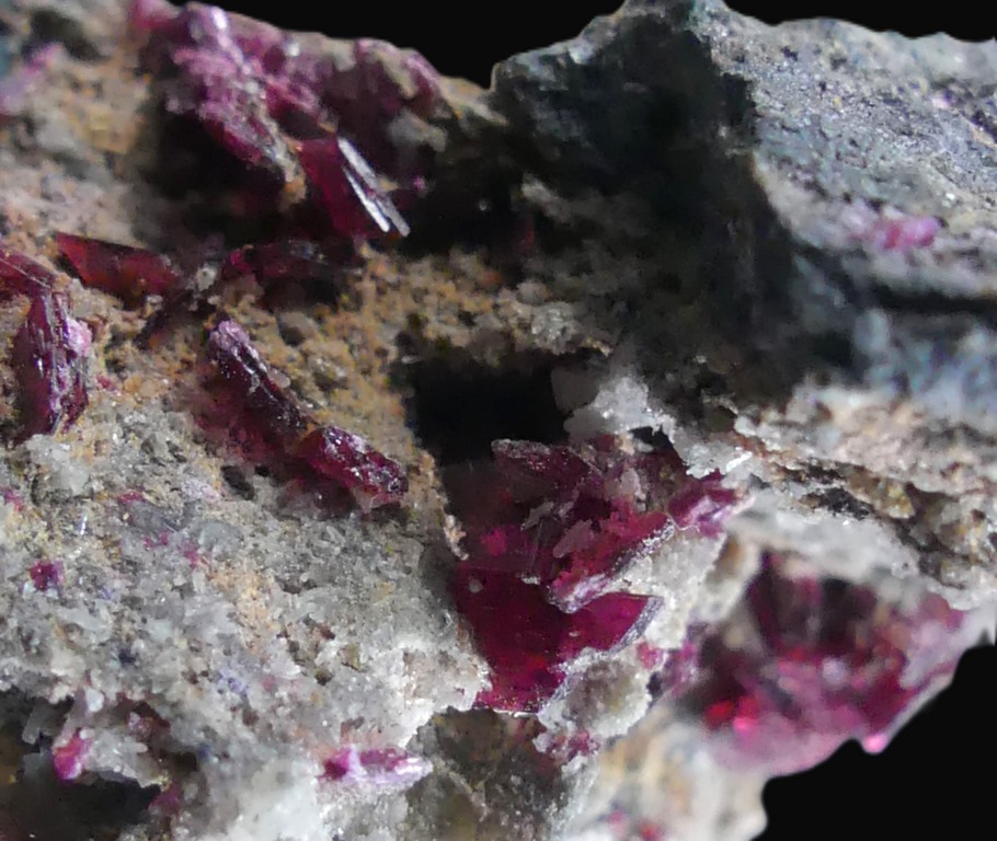 Erythrite