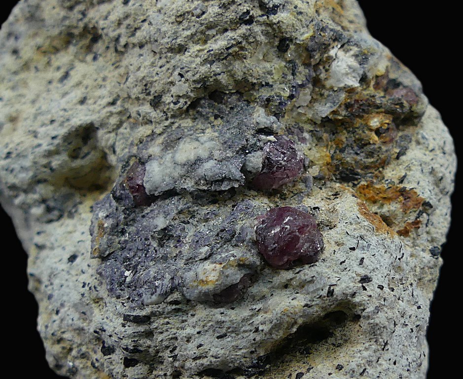 Almandine & Cordierite