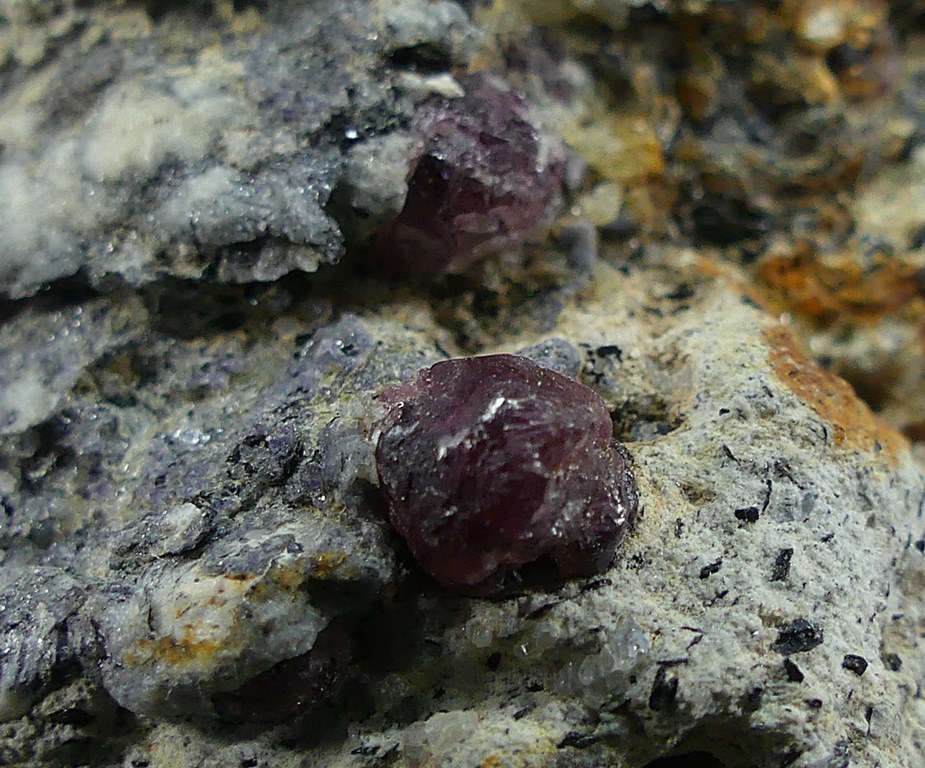 Almandine & Cordierite