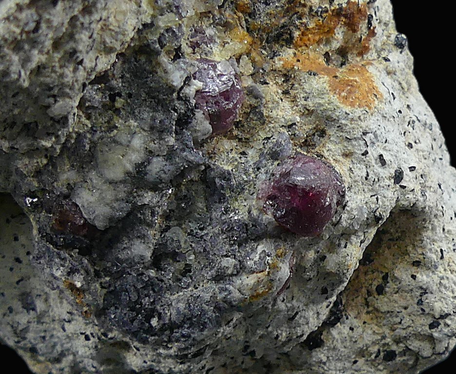 Almandine & Cordierite