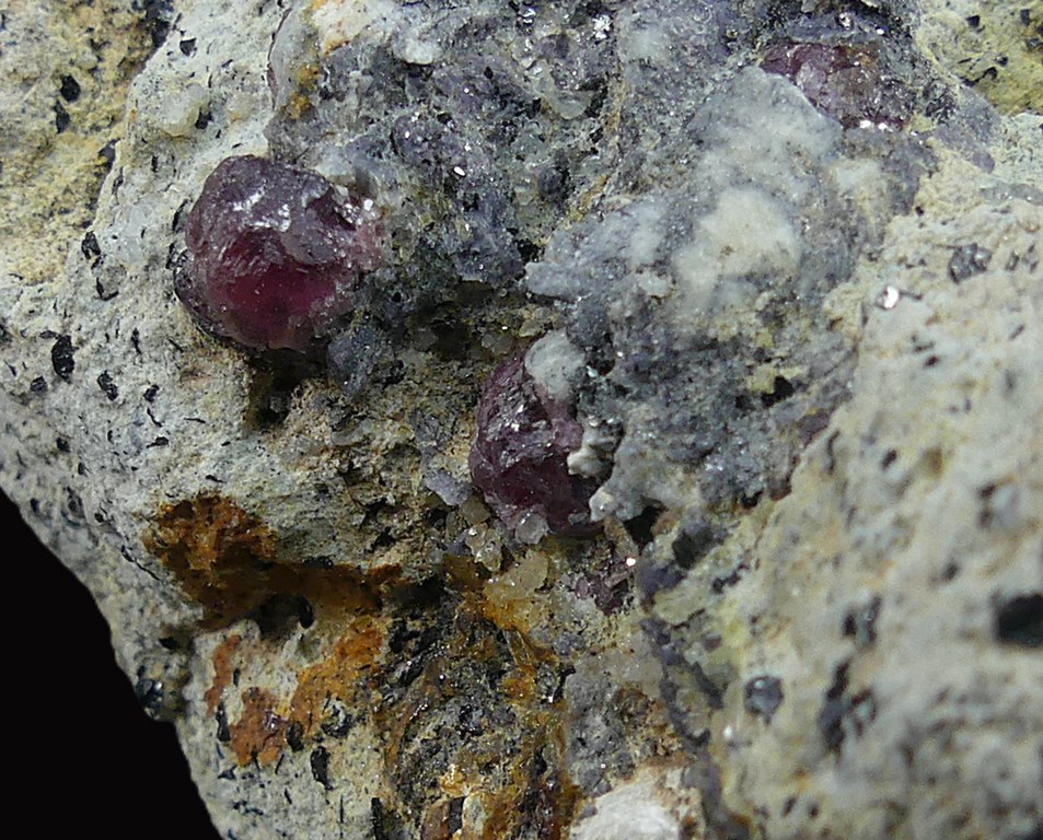 Almandine & Cordierite