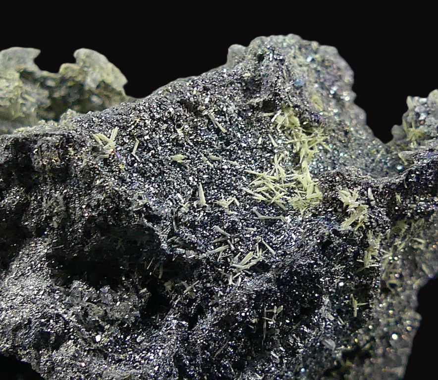 Valentinite & Jamesonite