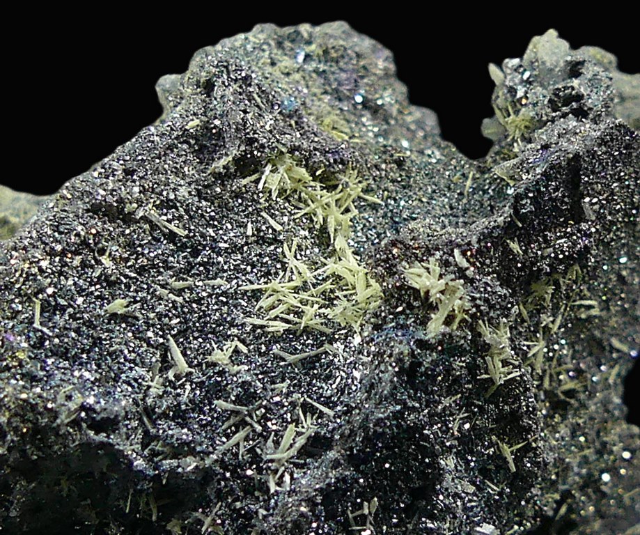 Valentinite & Jamesonite