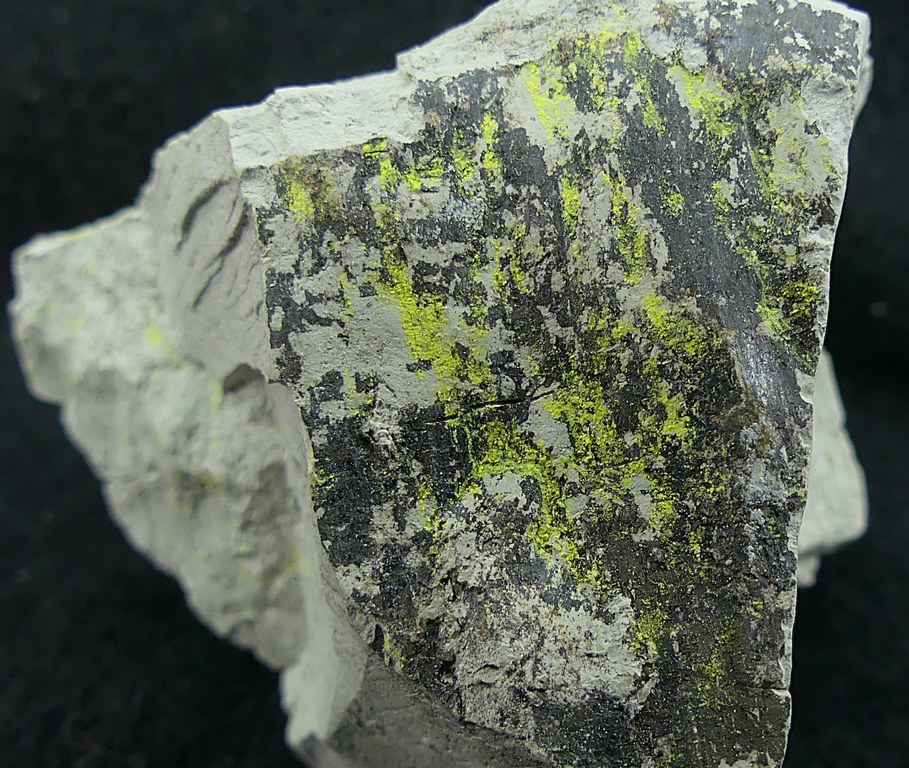 Tyuyamunite & Sepiolite