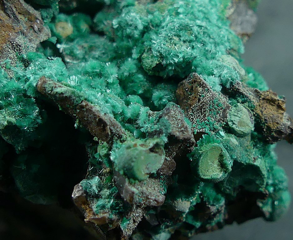 Brochantite & Malachite