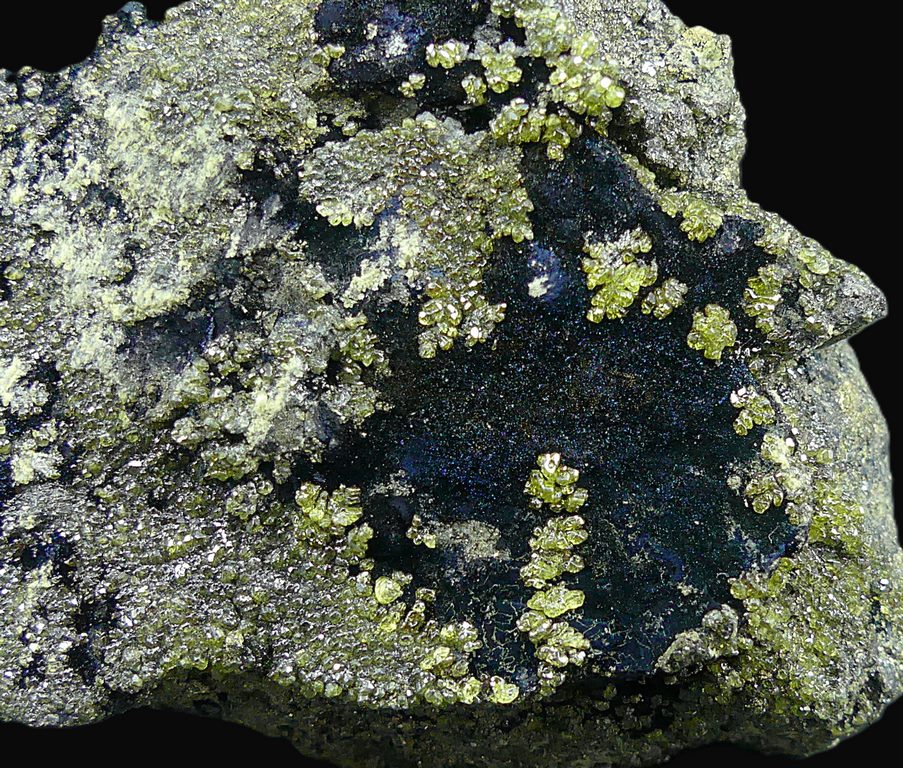 Native Sulphur & Covellite