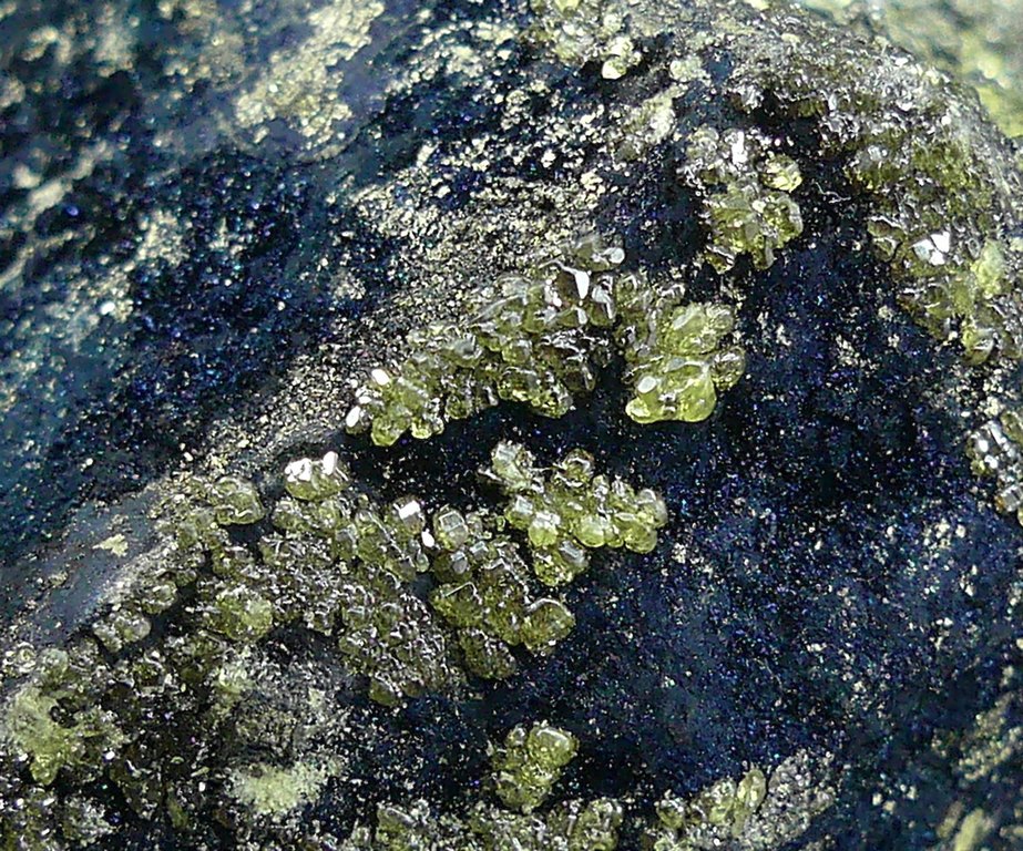 Native Sulphur & Covellite