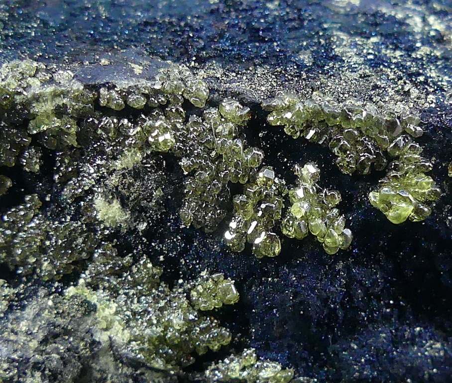 Native Sulphur & Covellite