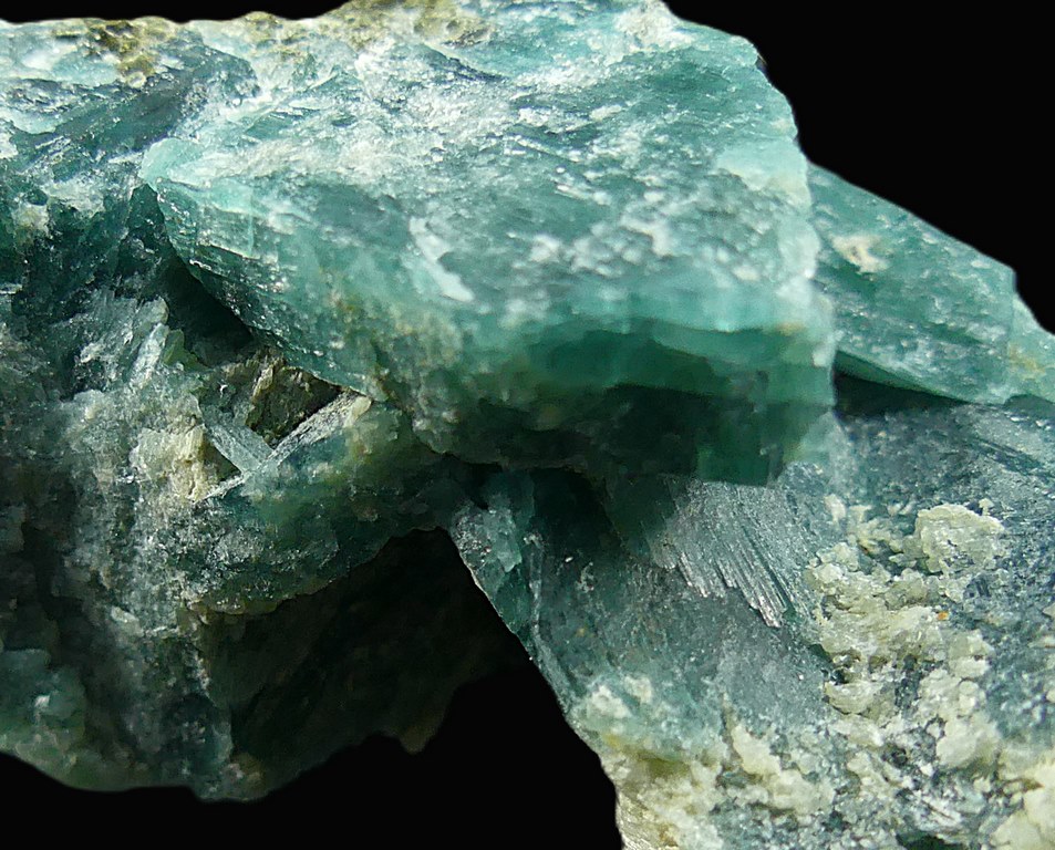 Grandidierite