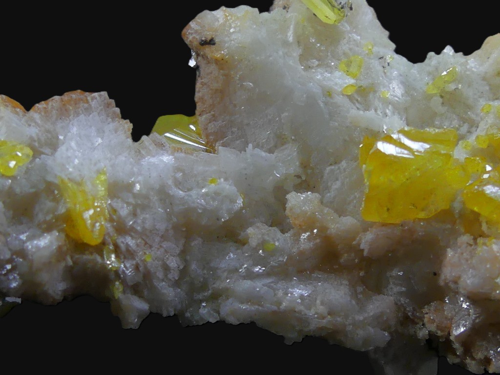 Wulfenite & Dolomite