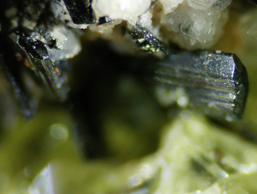 Apatite & Pseudobrookite