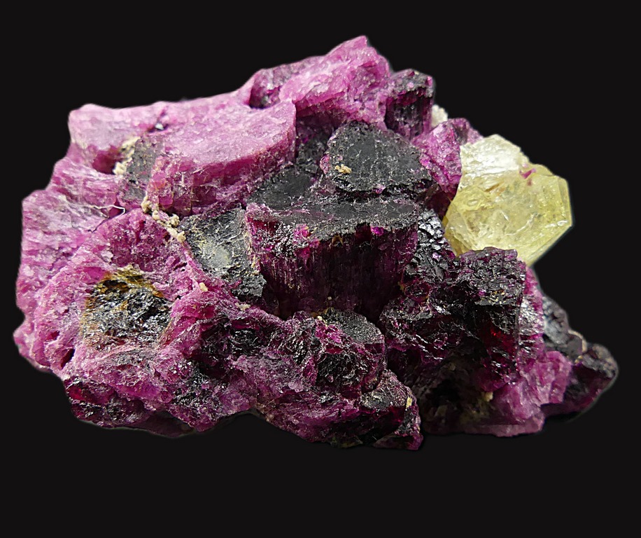 Liddicoatite & Rhodizite