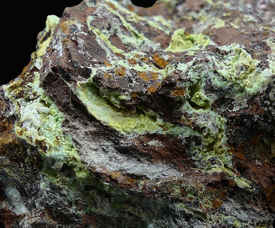 Montgomeryite & Tinticite