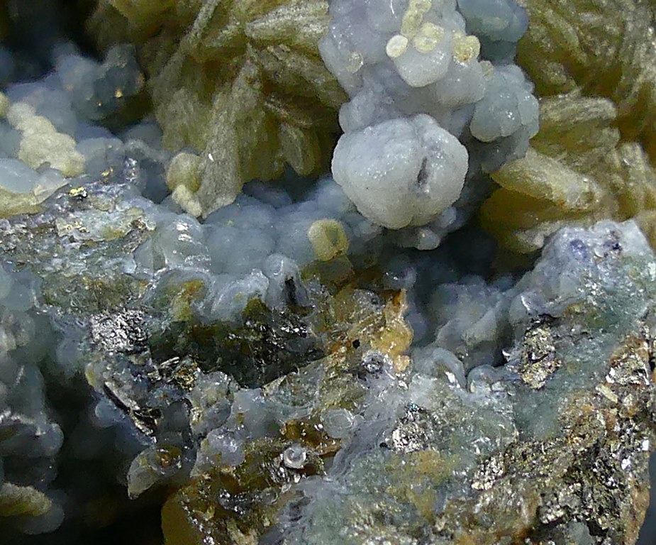 Chalcedony & Siderite