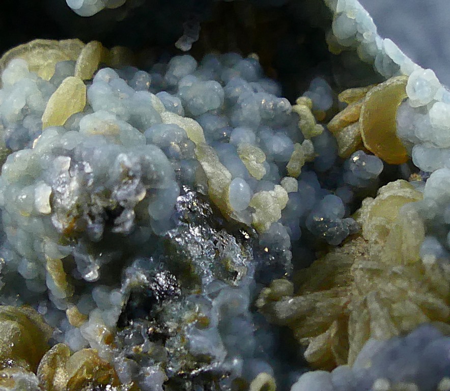 Chalcedony & Siderite