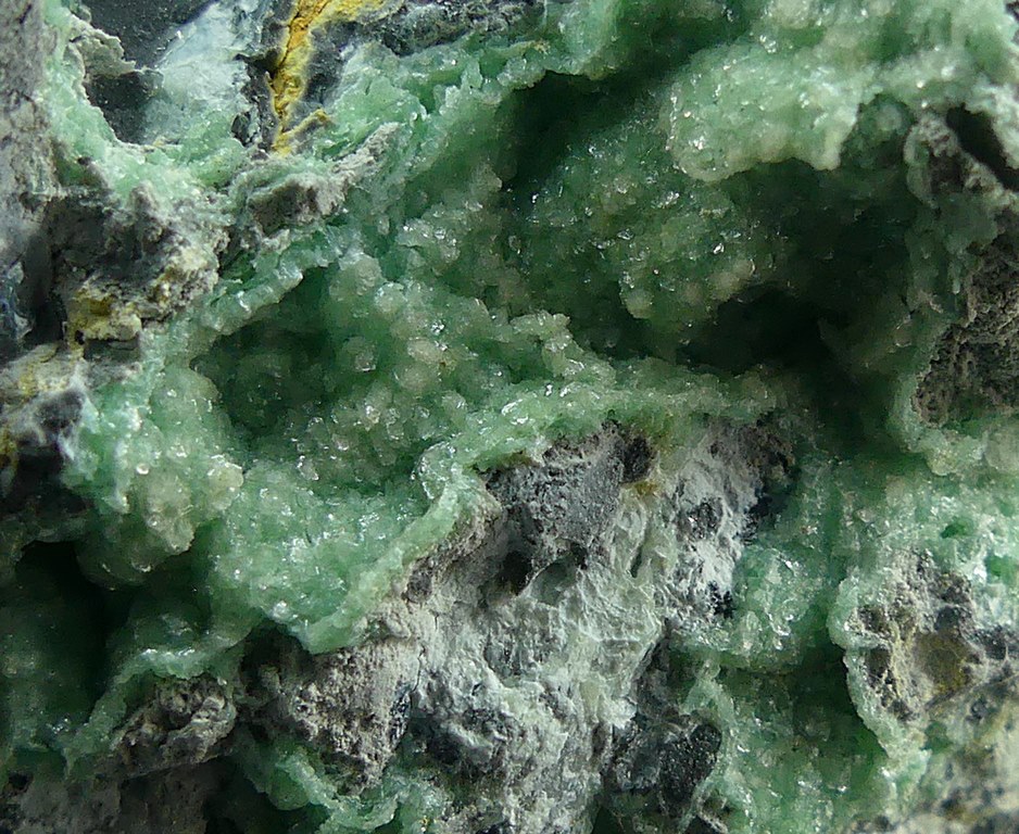 Montgomeryite & Huntite