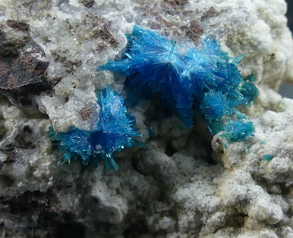 Cavansite